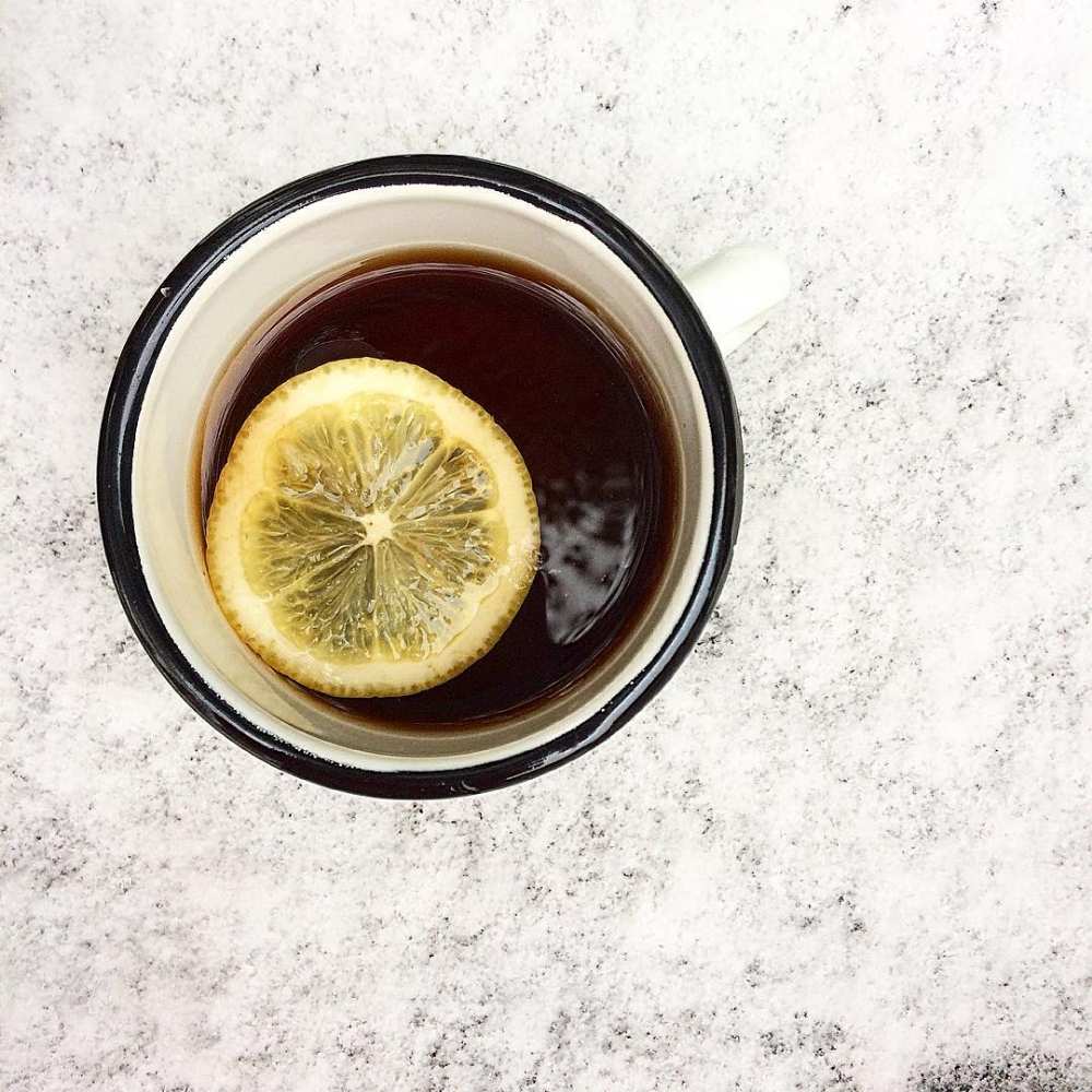 Открытка на каждый день с именем, Созия Выздоравливай на мраморном столе Прикольная открытка с пожеланием онлайн скачать бесплатно 