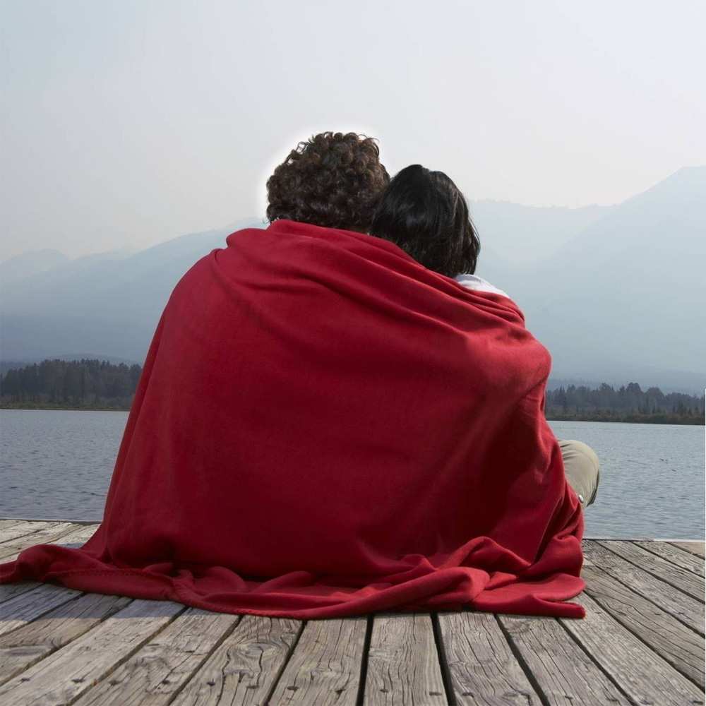 Открытка на каждый день с именем, Чебурашечка Я тебя люблю плед Прикольная открытка с пожеланием онлайн скачать бесплатно 