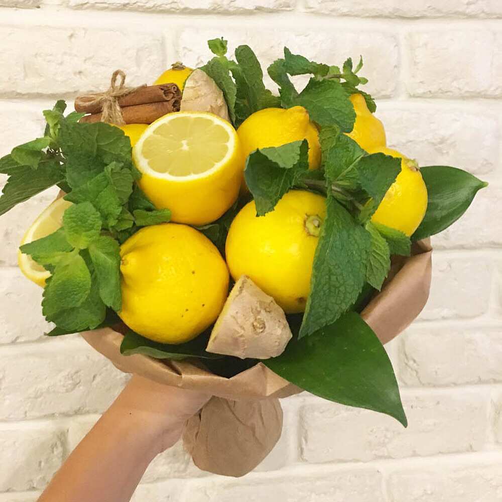 Открытка на каждый день с именем, кисулька Выздоравливай витамины Прикольная открытка с пожеланием онлайн скачать бесплатно 